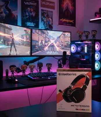 SteelSeries Arctis 1 Wireless 4-in-1 Gaming Headset for PC, PS4, Nintendo- NEW