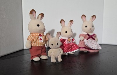 Calico Critters Rabbit Family Figures Set of 4 Dollhouse 1:12 Plastic Fabric