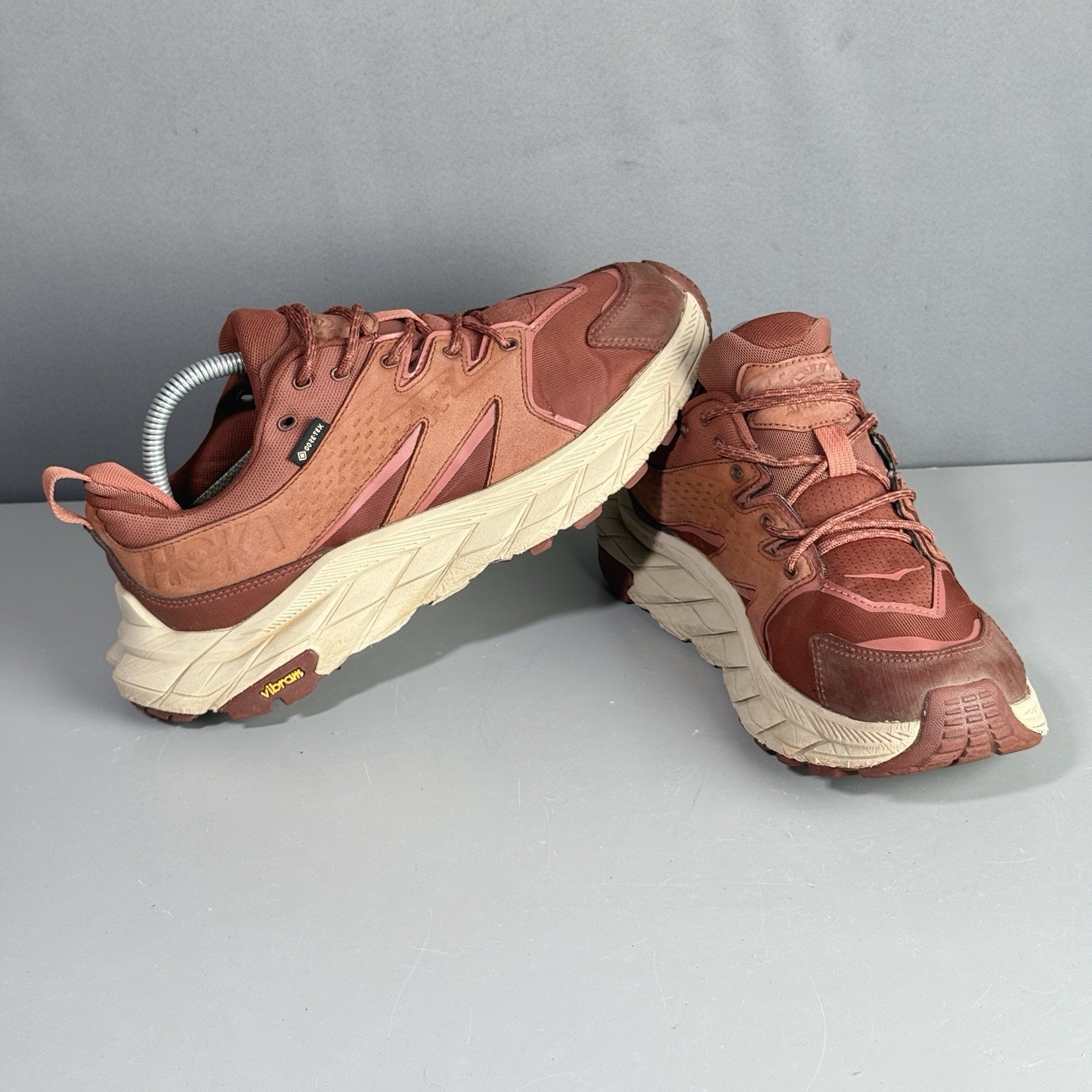 Hoka One Anacapa Low GORE-TEX Womens Size 9B Low Hot Sauce