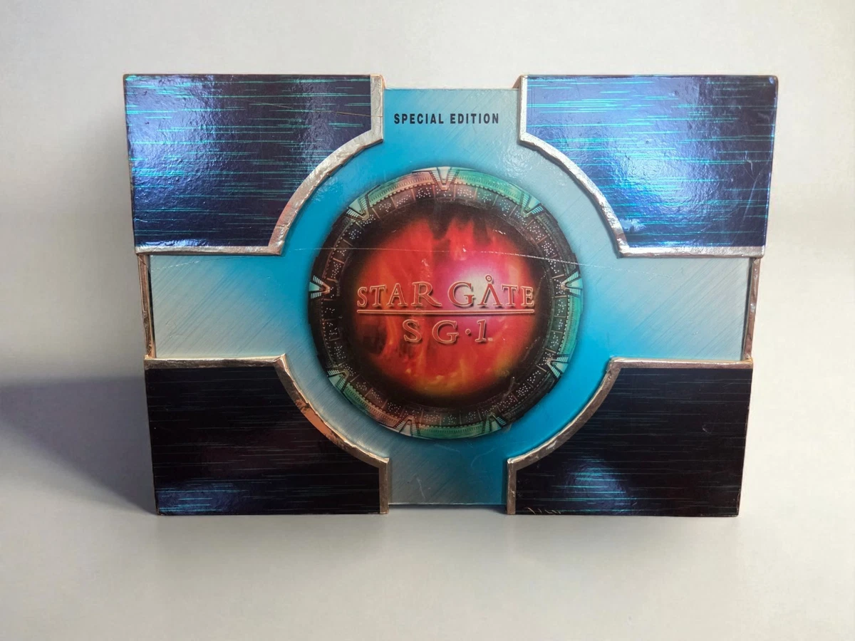 Stargate SG-1 Complete Series Box Set DVDs & Blu-ray Discs for
