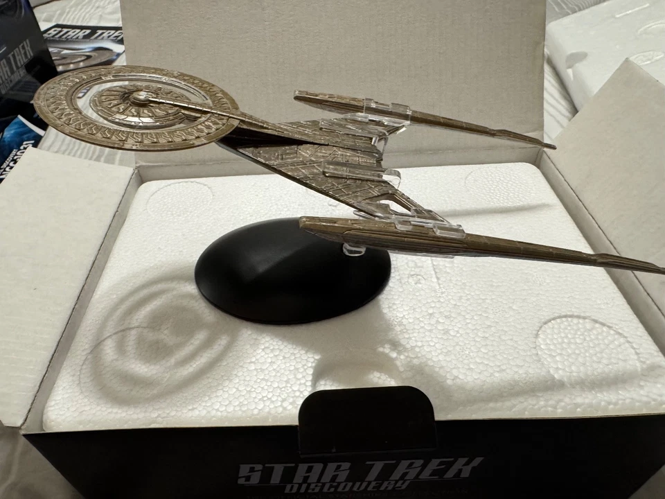 JUEGO A JUEGO: EE. UU. Discovery NCC-1031 y NCC-1031-A Star Trek Eaglemoss sin usar, en caja Foto 3 de 4