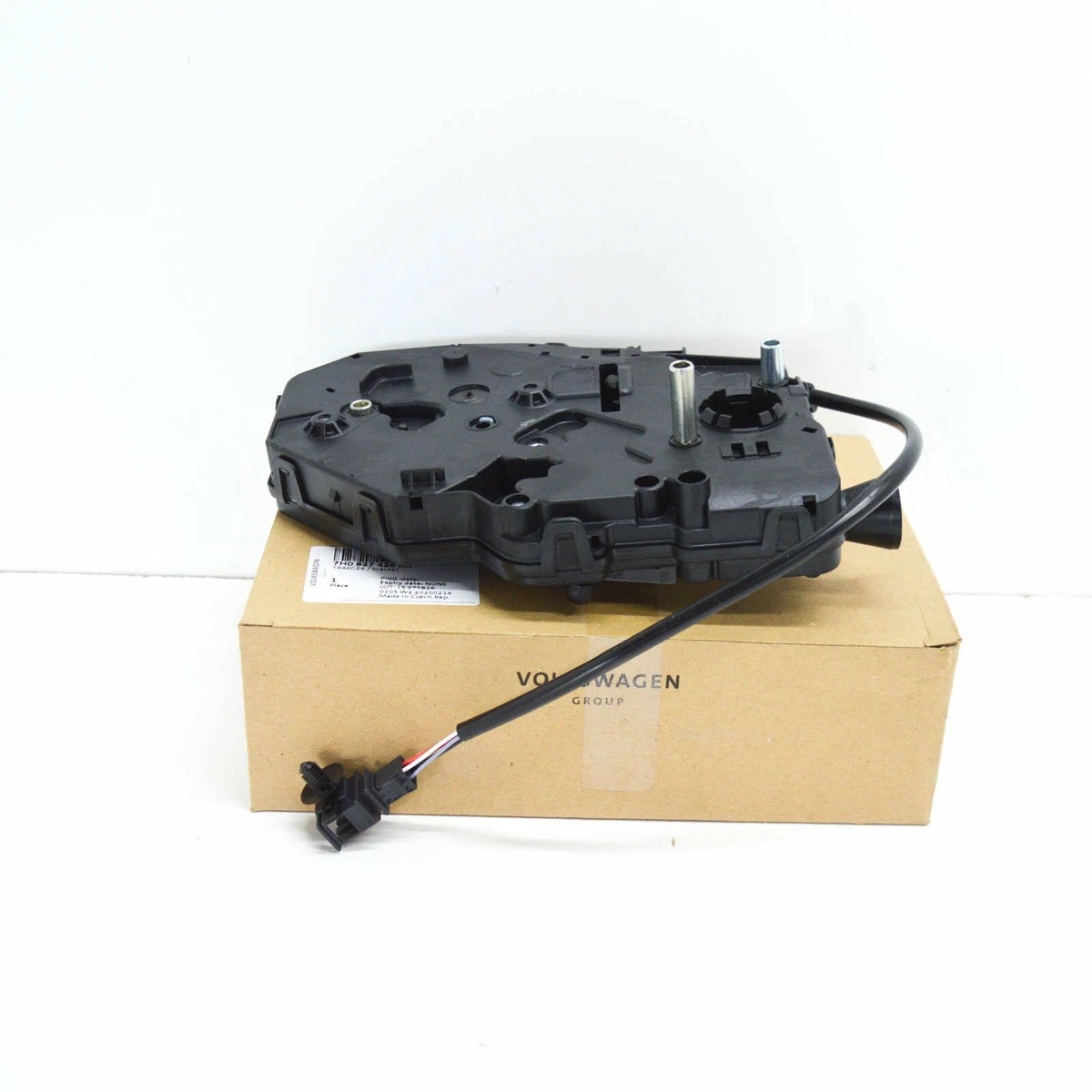 VW TRANSPORTER T5 Rear Trunk Bootlid Carrier Lock 7H0827426AA NEW 