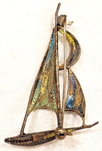 Antique partial plique-a-jour enamel on silver sailboat brooch - Picture 5 of 6