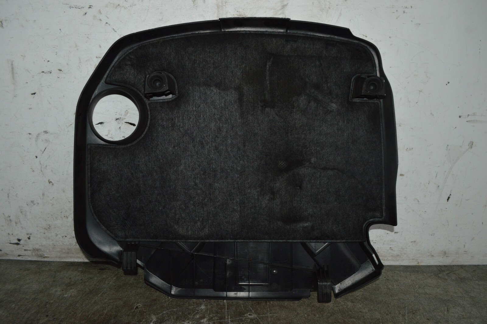 BMW 1 Series Engine Cover 20552610 2012 F21 116D Sports 2.0 Diesel