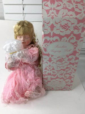 distributing kneeling