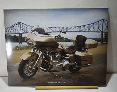 2007 Harley Davidson sales brochure FLTR Road Glide    H1