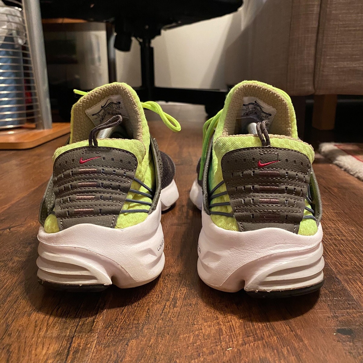 Vintage Nike Lunar Presto Volt Green/White Running Shoe [579915-744] Men Size 10 Vintage Nike Lunar Presto Volt Green/White Running Shoe  main image 3