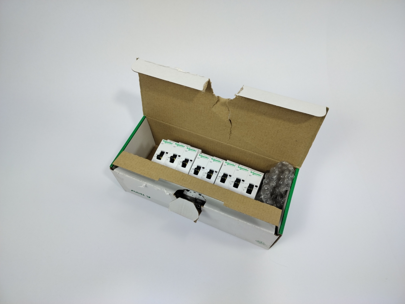 Schneider Electric A9C23712 Contactor ICT 16A 2NO 230VAC On/Off 8 Pcs Box