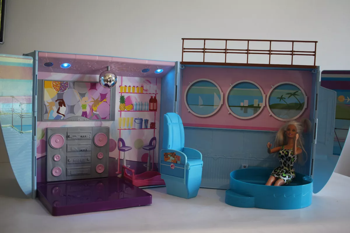 Vintage Barbie Croisiere bateau et avion avec sons et lumiere