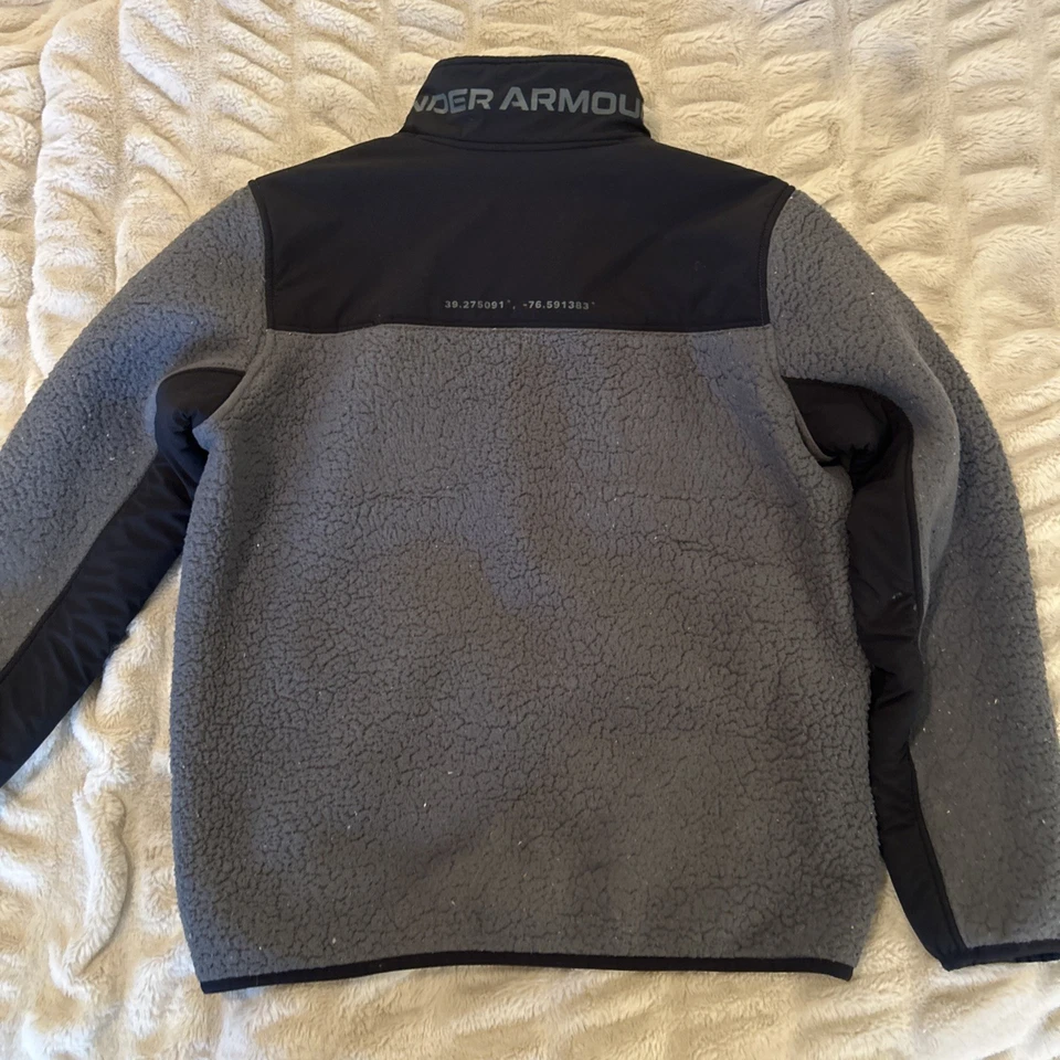 Men’s Under Amour Winter Jacket Medium Grey - Image 4 of 4