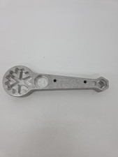 Light Source Mongo Wrench, Silver
