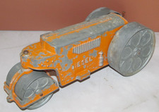 Vintage 10” Hubley Die Cast Metal Diesel Steam Roller Truck Tractor Toy Orange