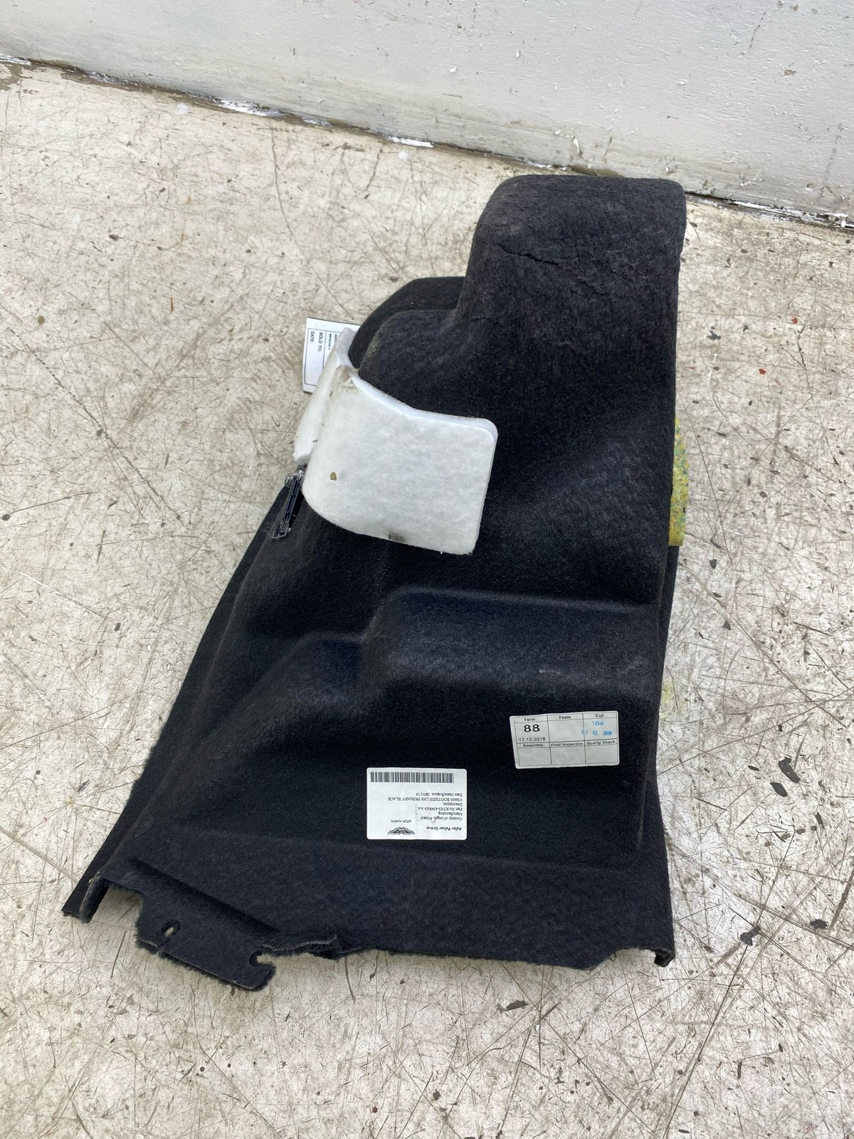 2019-2023 ASTON MARTIN VANTAGE OEM REAR LEFT TRUNK TRIM COVER PANEL BLACK CARPET