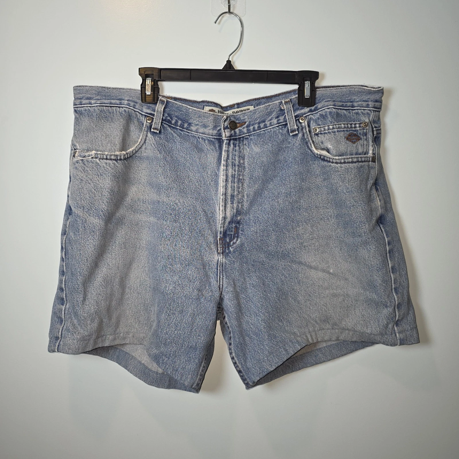 Harley-Davidson Light Wash Denim Jorts Biker Eagle Claw Patch Mens 42 Blue