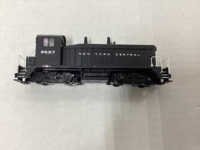 Broadway #2030 HO scale  New York Central'' SW7 switcher phase 2 Rd. #8887