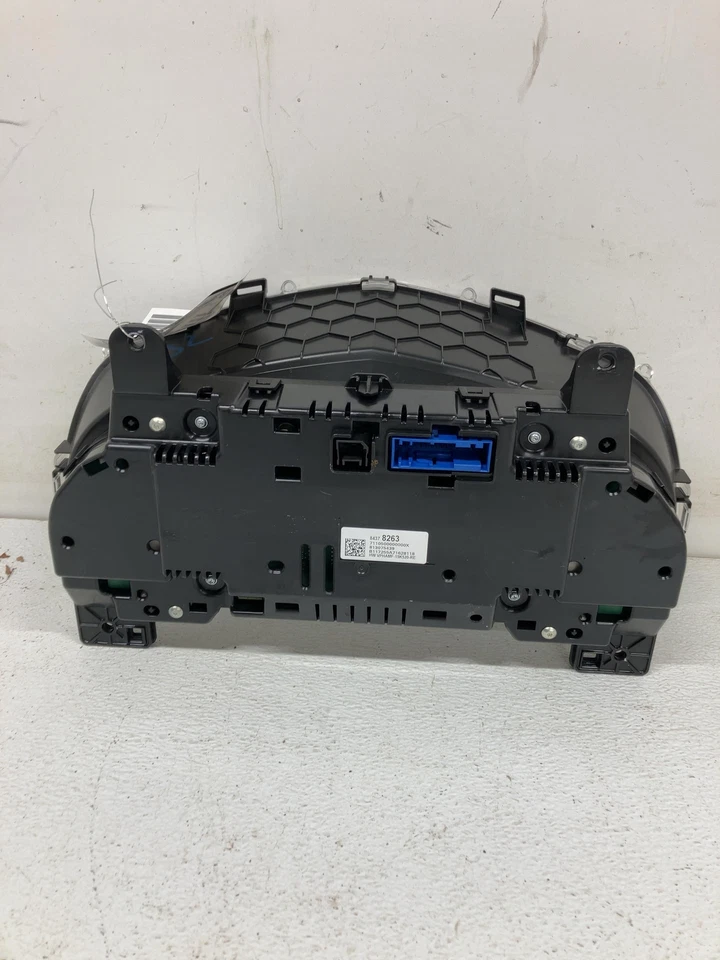 18 CADILLAC CT6 Speedometer (enhanced Cluster) Opt Uhs Id 84378263 - Image 3 of 4