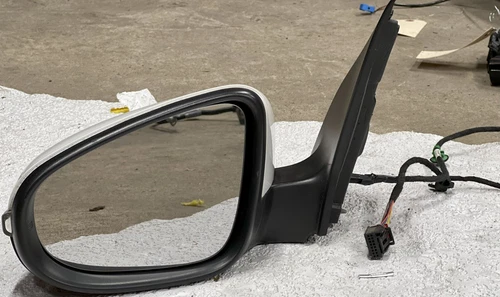 👍VOLKSWAGEN GOLF GTI 2010-2014 MIRROR DIVER SIDE LEFT