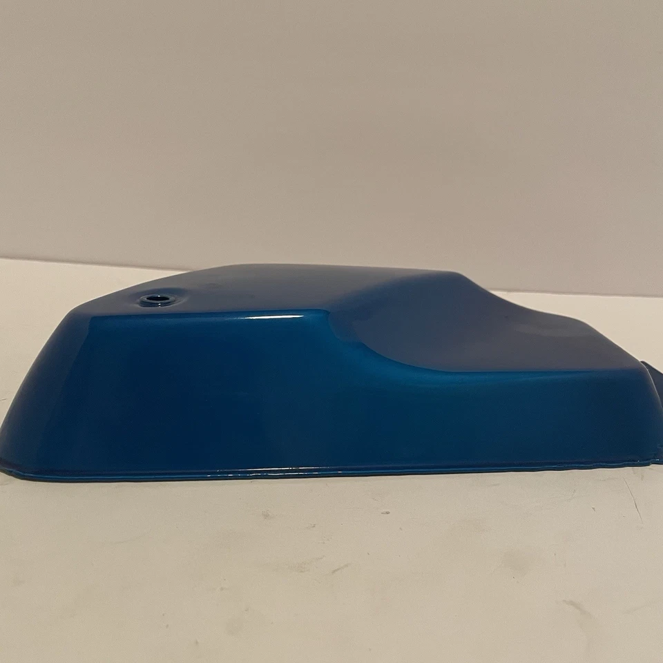 Yamaha 1969 L5T Oil Tank Blue Part# 220-21705-01 69 N.O.S. - Image 4 of 4