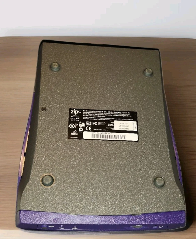 Iomega ZIPCDUSB ZIP CD 650 CD-R/RW External USB Drive CD-ROM With Power Cord - Image 4 of 4