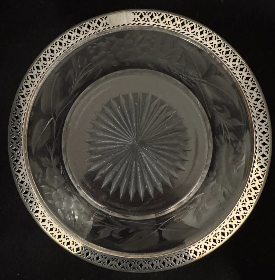 Placa de cristal grabado con borde y corte de plata de ley Watson Foto 3 de 4