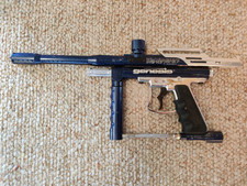 Vector Image Of A Paintball Gun 22754577 Vector Art at Vecteezy