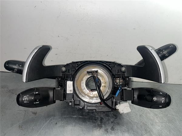 96667319XT  Mando Multifuncion Peugeot 3008 item23 12 access 12 ltr 96 kw 12v e