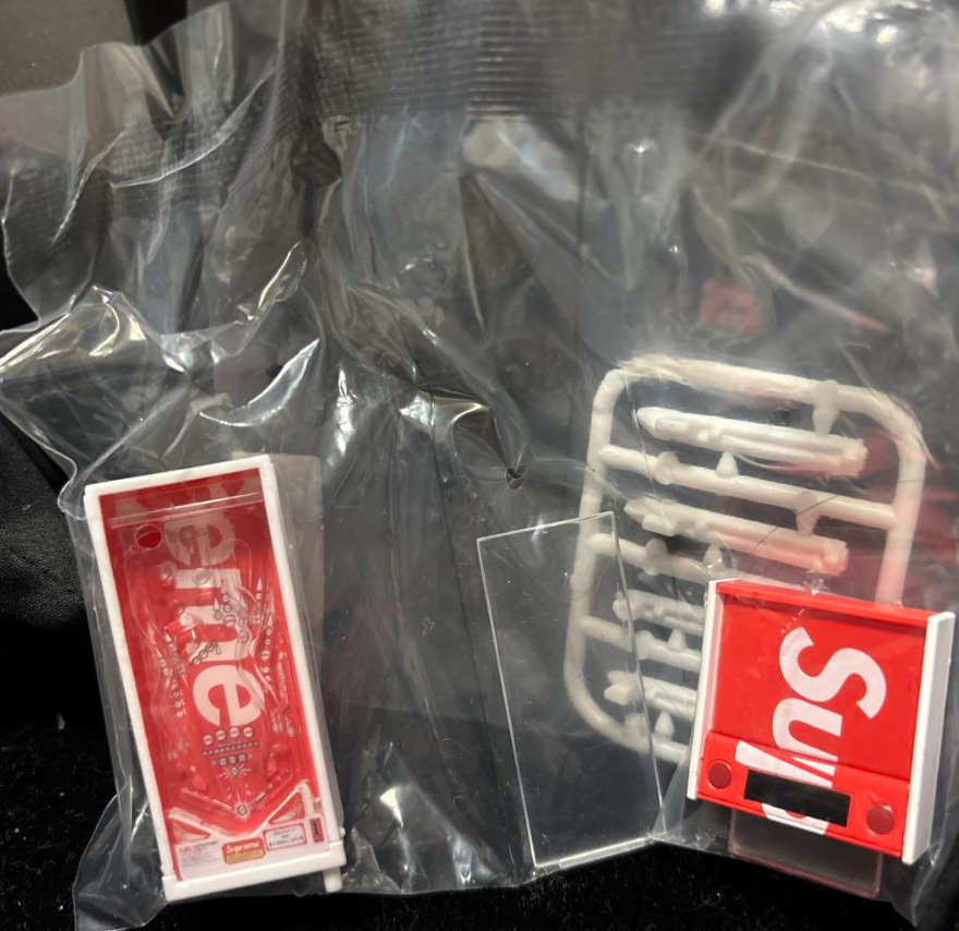 SUPREME FW25 BANDAI GASHAPON CAPSULE TOYS 6 types (Pinball