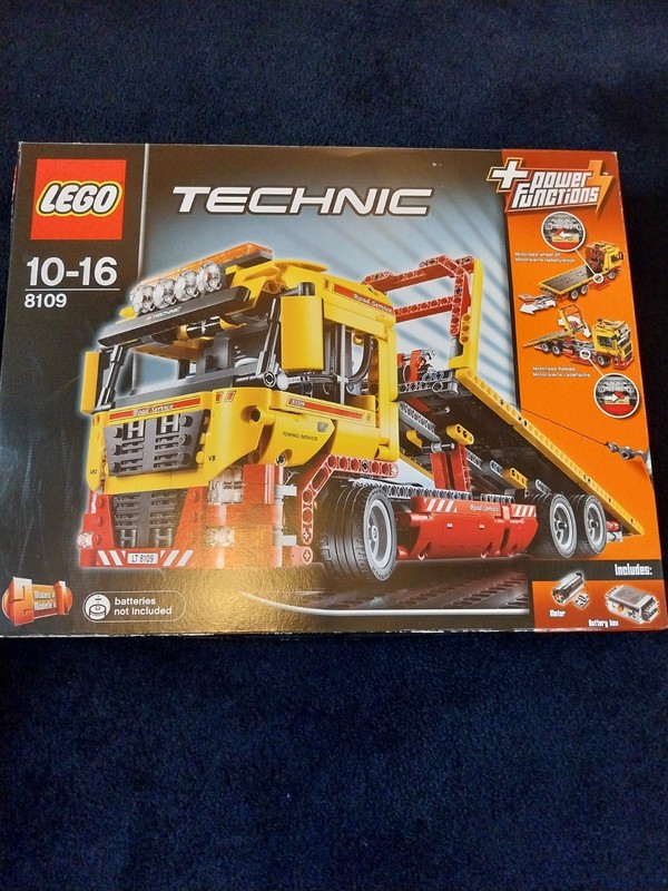 LEGO TECHNIC FLAT BED TRUCK - MODEL 8109