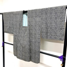 Japanese Kimono Road Coat Flower Circle Cross Arabesque Basket 015