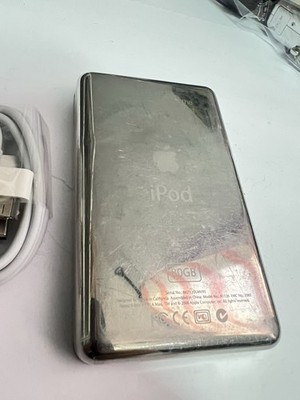 Apple iPod Classic 5th Gen. 80GB - black A1136 | eBay