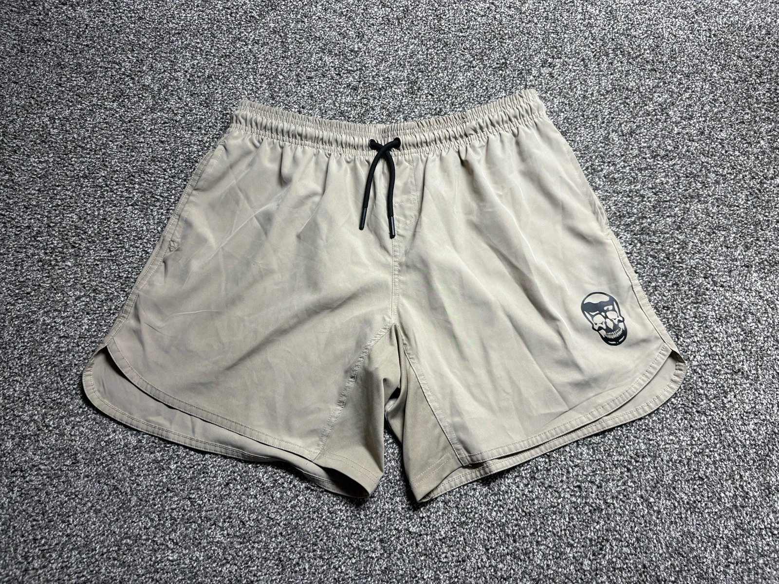 Gymreapers Shorts XL Beige Skull Logo Gym Training Running Athletic 7