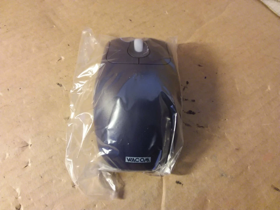 Wacom Intuos3 intuos3 Wireless Mouse for all Intuos3 Tablets - Image 3 of 4