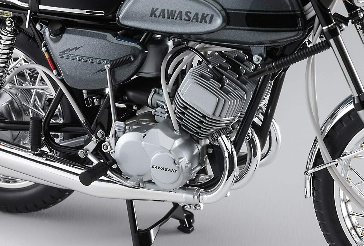 HASEGAWA 1/12 KAWASAKI 500-SS MACHIII (H1) BK10 Plastic Model Kit