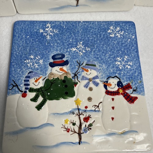 4- St. Nicholas Square Button Up Snowman Family Trivet/Hot Plate 7"×7" - Picture 2 of 12