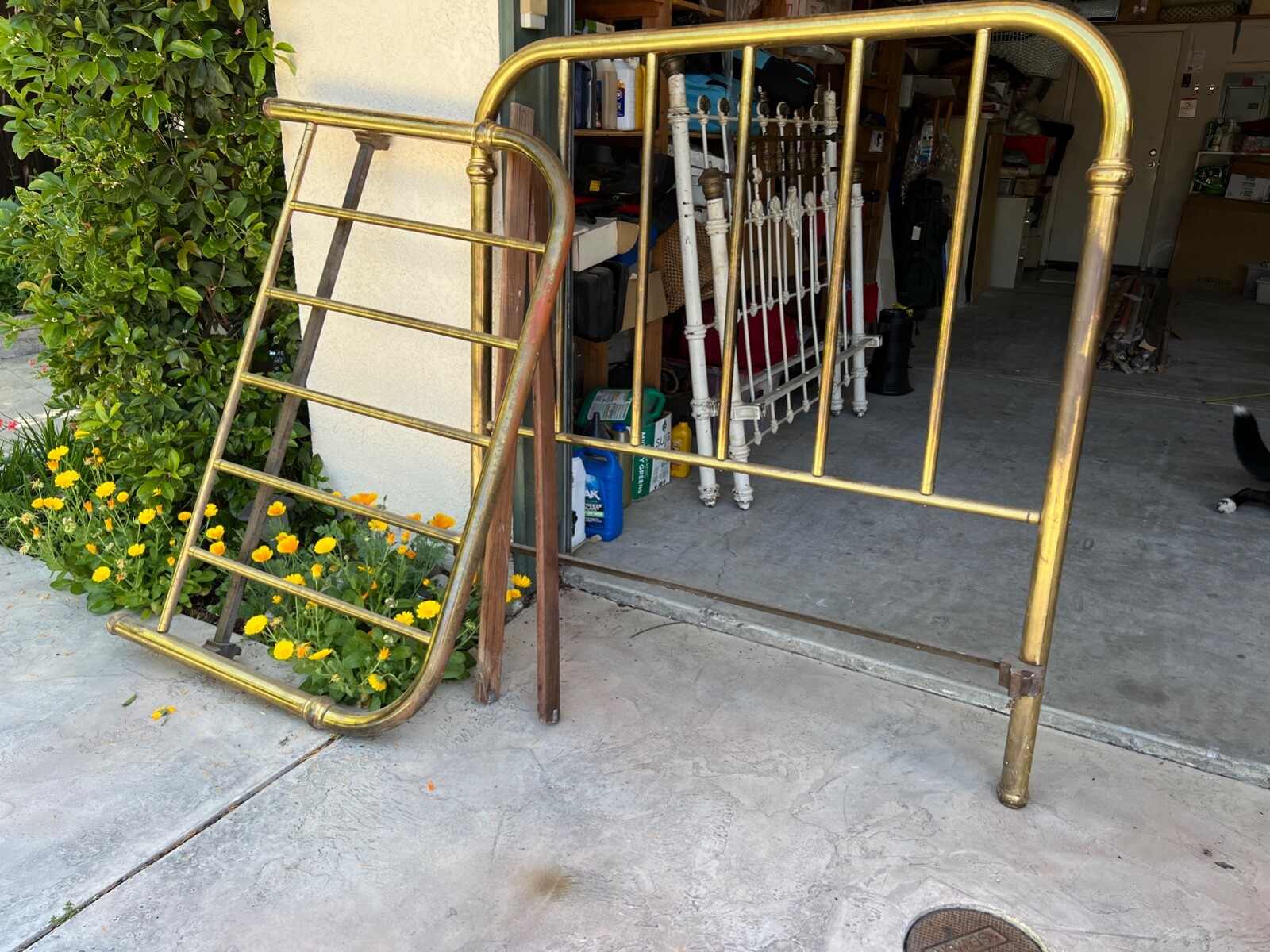 Antique Full Double Brass Bed Frame Early 1900's Two beds for sale