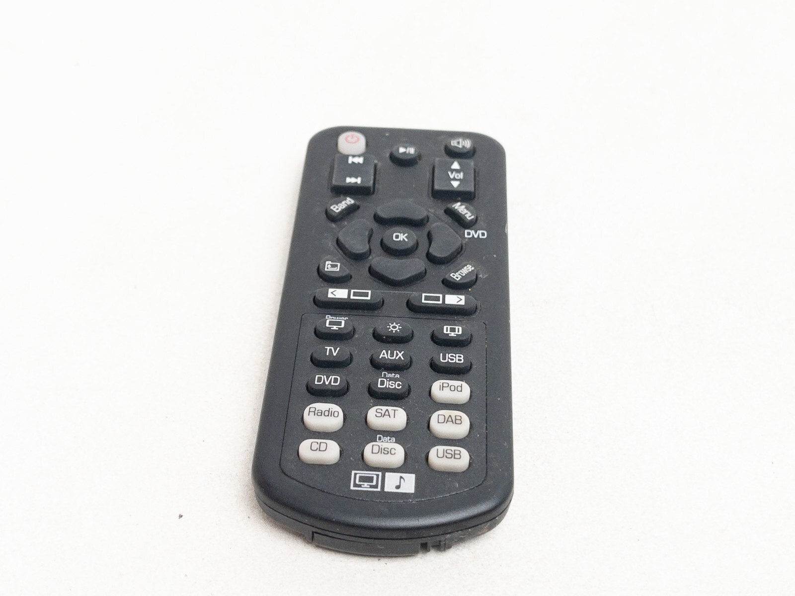 Range Rover Land Rover Lr4 Sport Entertainment Rear Seat Remote 