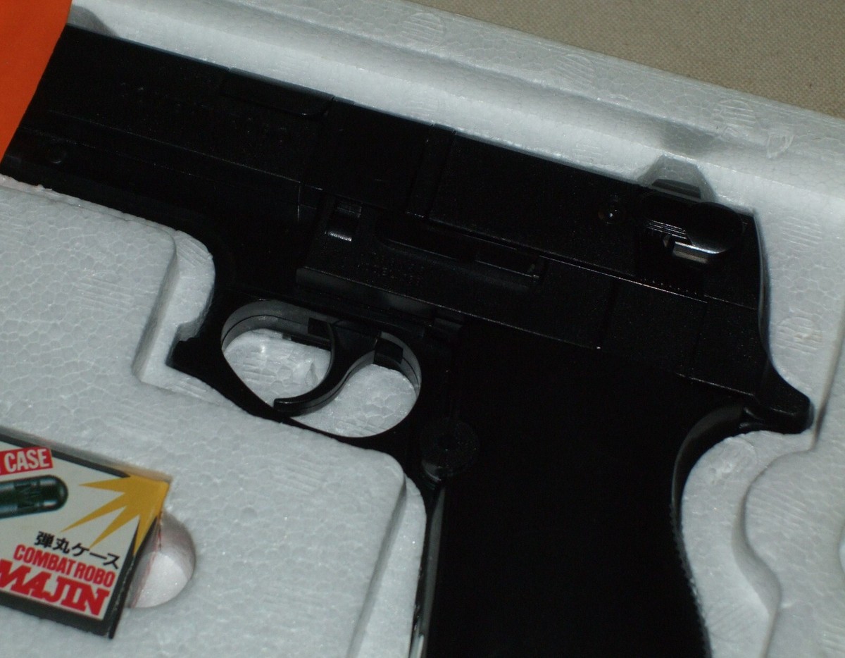 Combat Robo Gun Majin Transformers S&W M469 type Bandai 1983