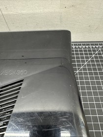 Microsoft Xbox 360 S 250GB Console Gaming System Glossy Black 1439 E3