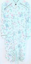 Vanity Fair Womens Small Full Zip 3/4 Sleeve Robe Floral Pattern Light Green