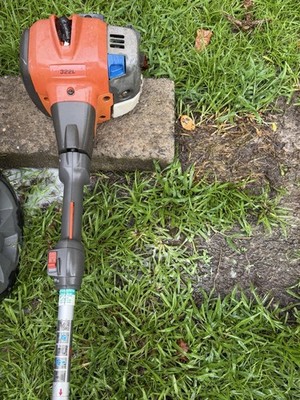 Husqvarna 322L Gas String Trimmer 2-Stroke Straight Shaft Orange/Gray