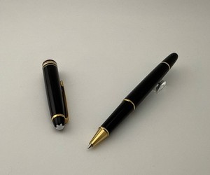 Authentic Montblanc Meisterstuck Classique No. 163 Black Gold Rollerball Pen