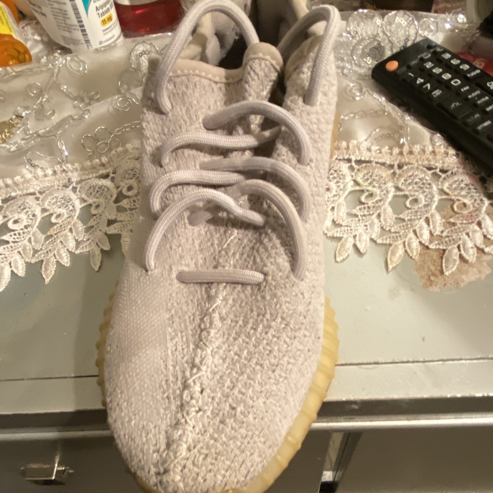 adidas Yeezy Boost 350 V2 Beige Primeknit Gum Sole Men's Athletic Sneaker thumbnail 2