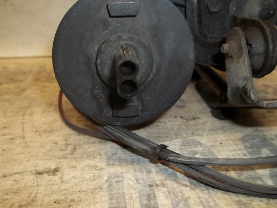 1992-2002 Deville Eldorado Seville Suspension Air Ride Shock Compressor Pump - Image 4 of 4