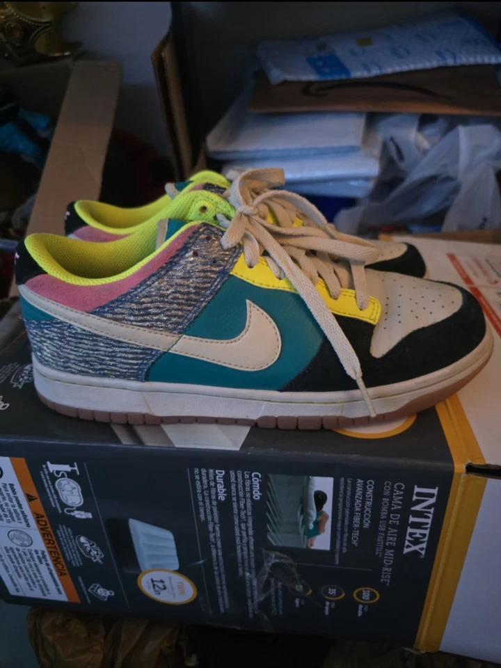 Talla 9 - Nike Dunk 6.0 Low Radiant Emerald Beach W Foto 3 de 4