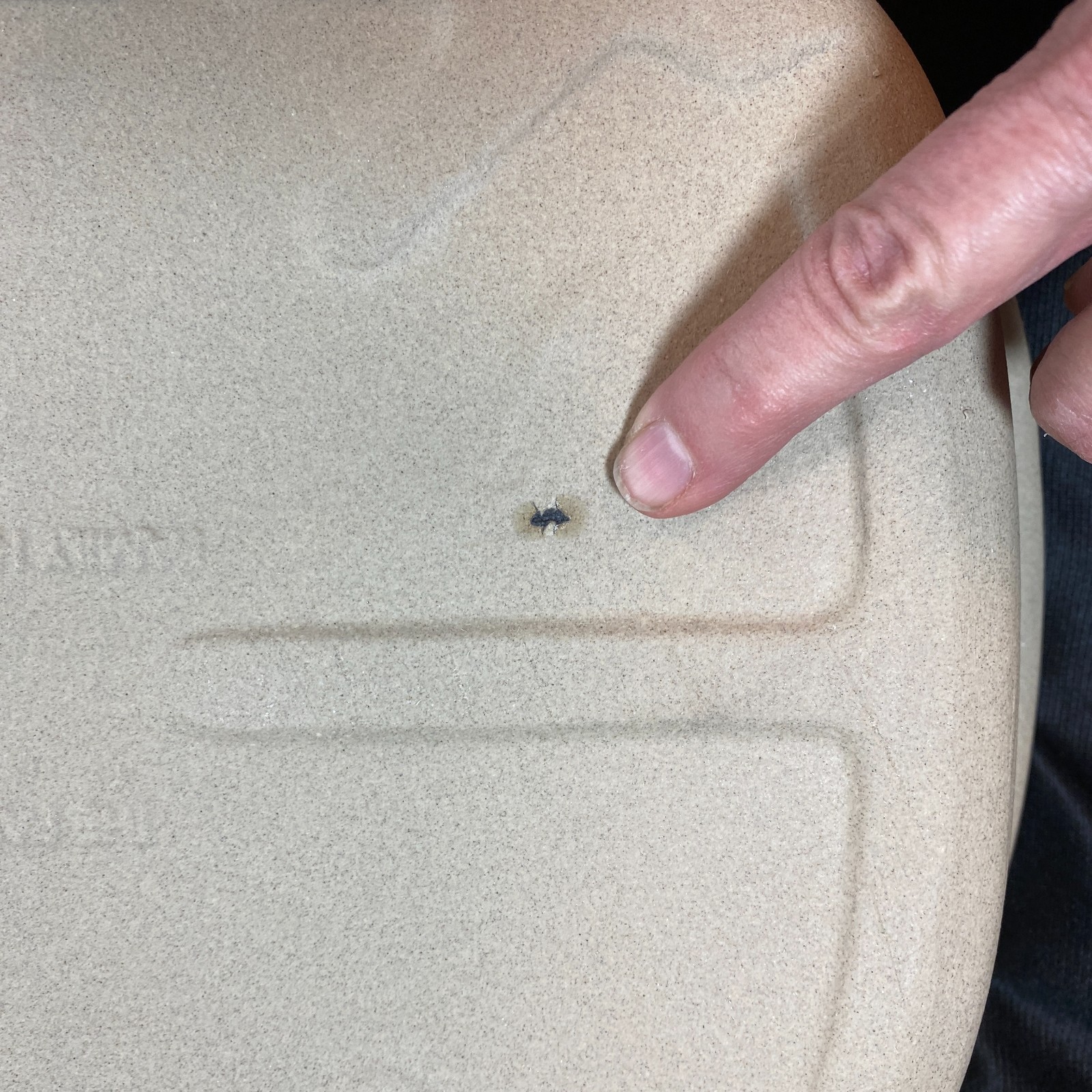 Pampered Chef Rectangular Stone 9x13 Baker New w/Box + rack small mark on bottom