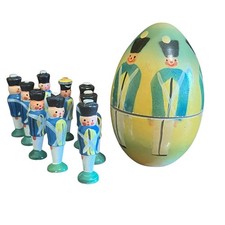 Polish Nutcracker Nesting Egg 9 Wooden Soldiers Holiday Vintage