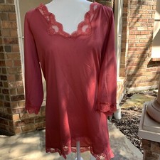   Rare HENSON KICKERNICK vintage 60s Rose Color Nylon  Lace Nightgown Size 34