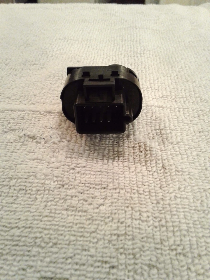 Interruptor de control del espejo retrovisor lateral del conductor Chevrolet Silverado 2007-2013 22883768 Foto 2 de 4