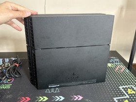 Sony PlayStation 4 (CUH‑1215A) 500GB Black With Games Red Dead Redemption II