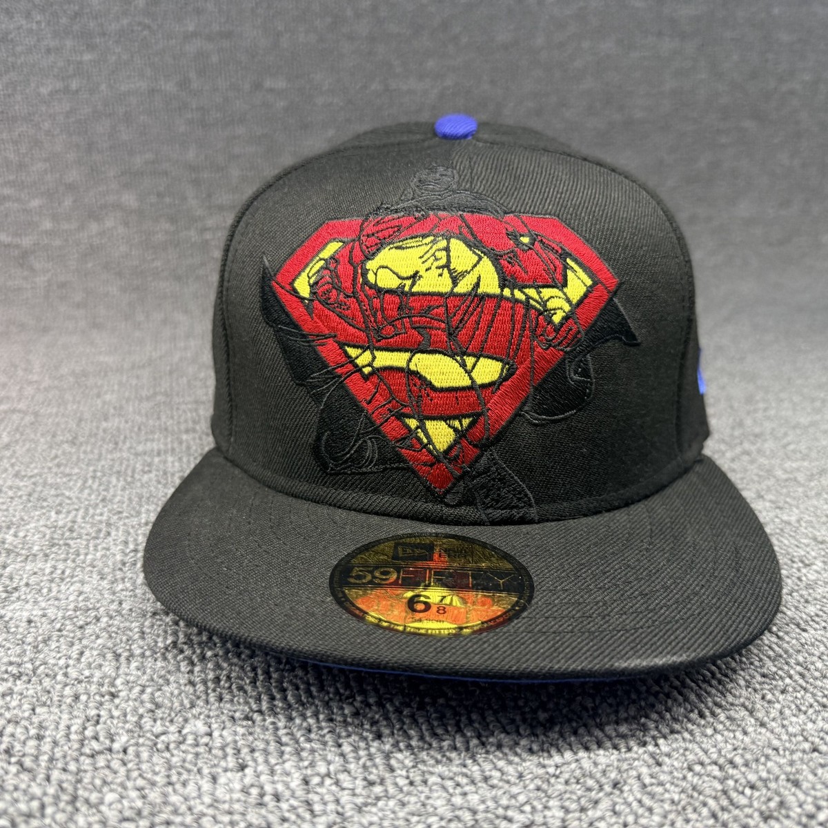 New Era Superman DC Comics 59FIFTY Fitted Hat Black Blue Underbrim 6 7/8